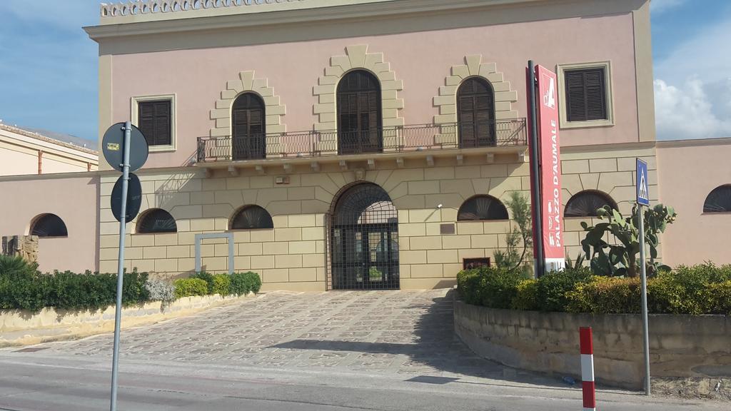 泰拉西尼 Palazzo Graziano酒店 外观 照片