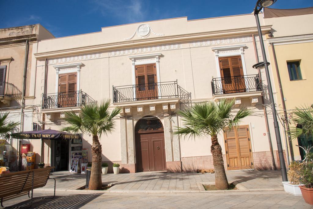 泰拉西尼 Palazzo Graziano酒店 外观 照片